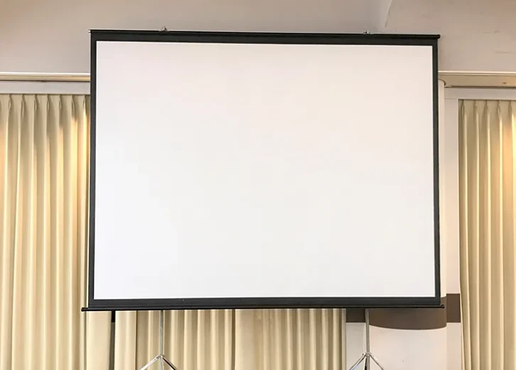 スクリーン